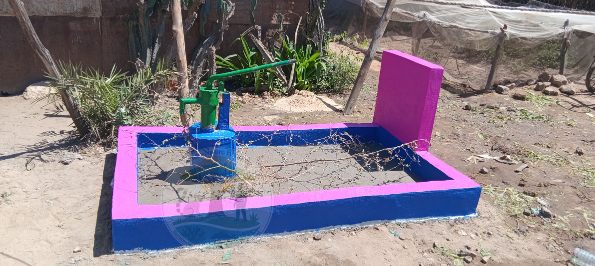 Construction de puits à Amborogony